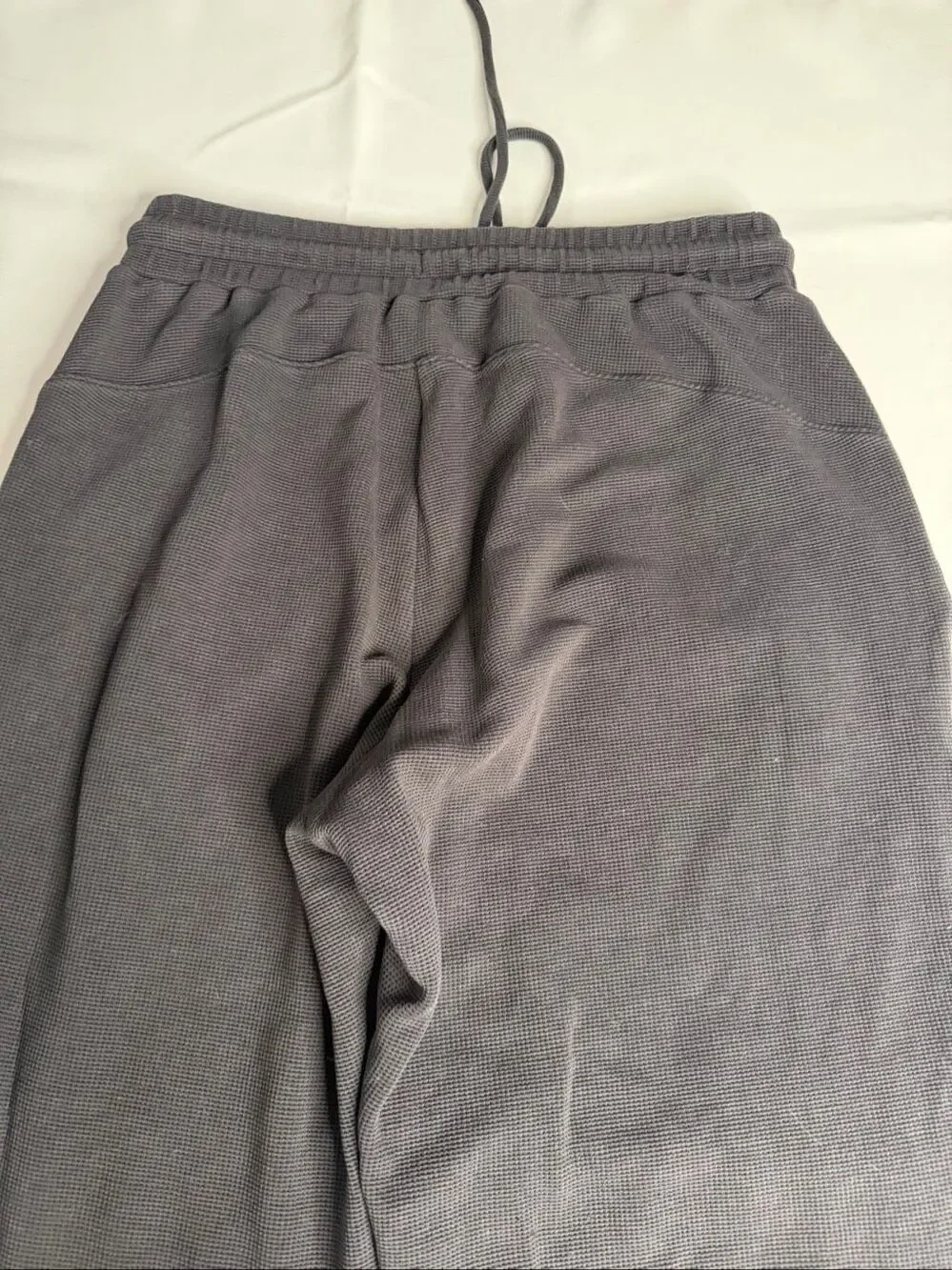 Alo Yoga Waffle Knit Thermal Jogger Sweatpants Charcoal Gray Unisex Size Small